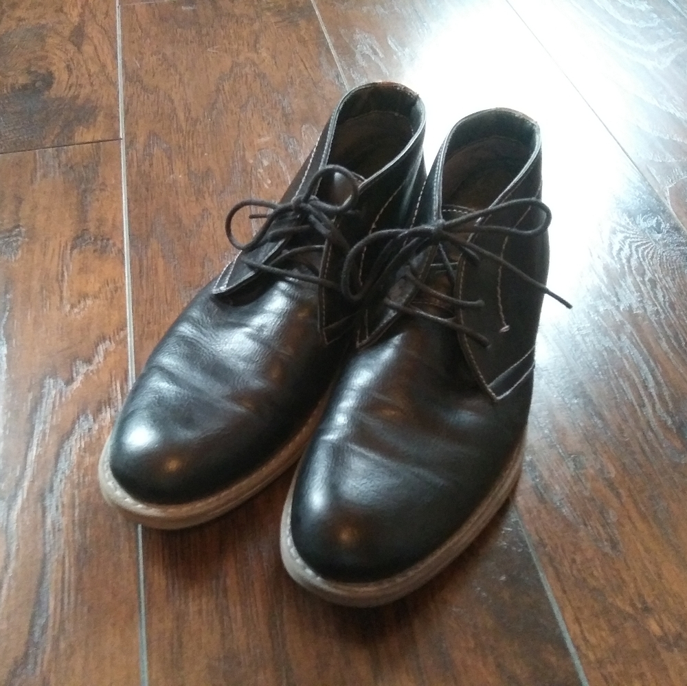 Sonoma Chukka Boots
